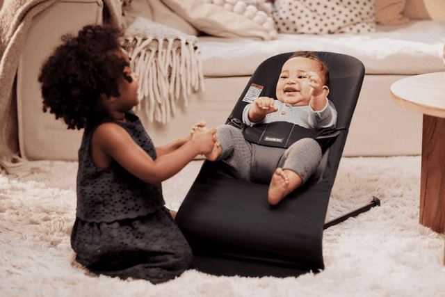 BabyBjörn Balance Soft Bouncer – Woven Black/Dark Grey