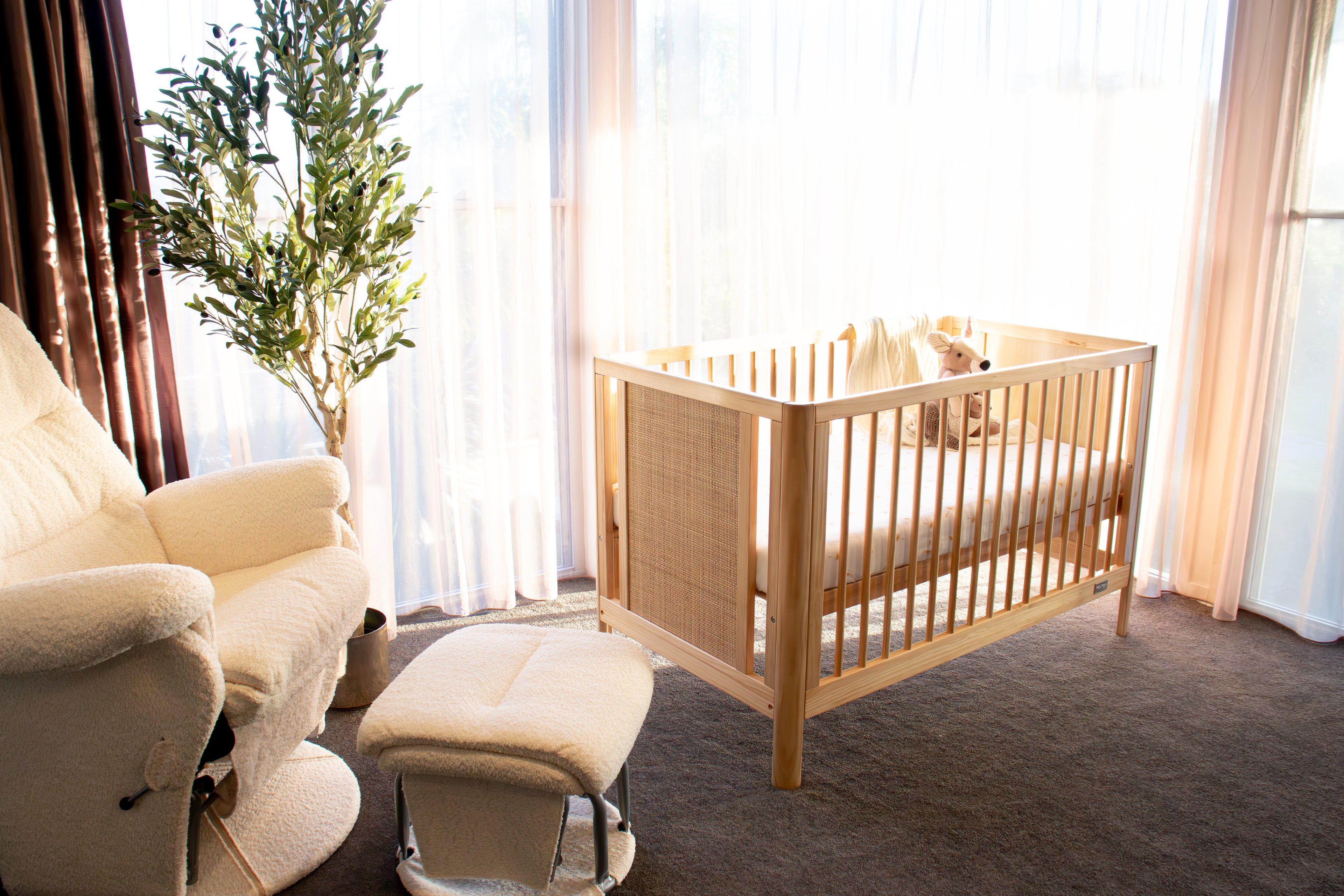 BABYHOOD Aliya Cot – Crafted from Premium New Zealand Pine- Natural