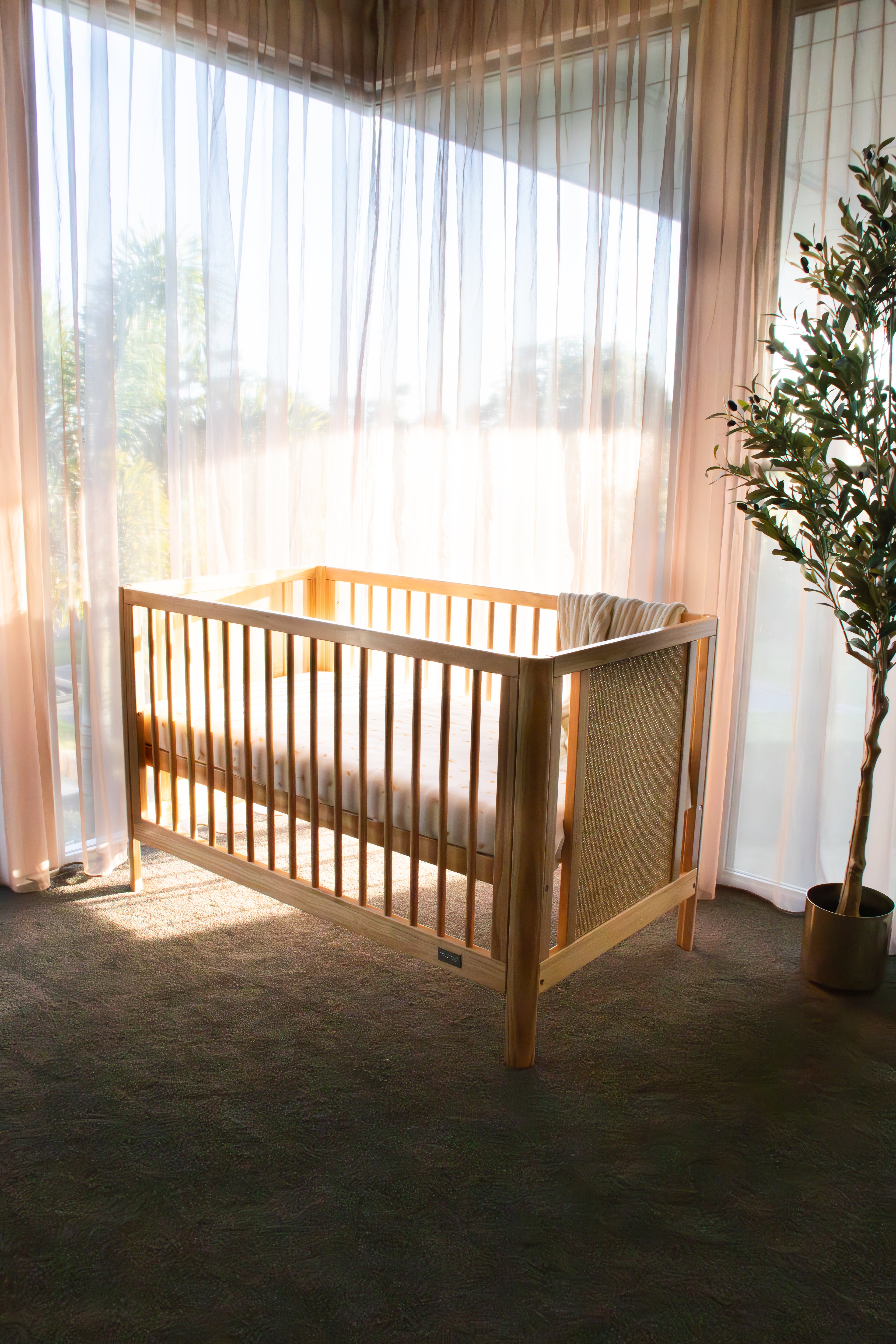 BABYHOOD Aliya Cot – Crafted from Premium New Zealand Pine- Natural