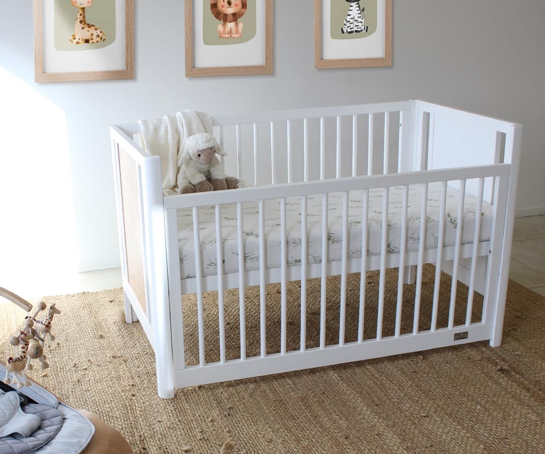 BABYHOOD Aliya Cot – Crafted from Premium New Zealand Pine- White/Natural