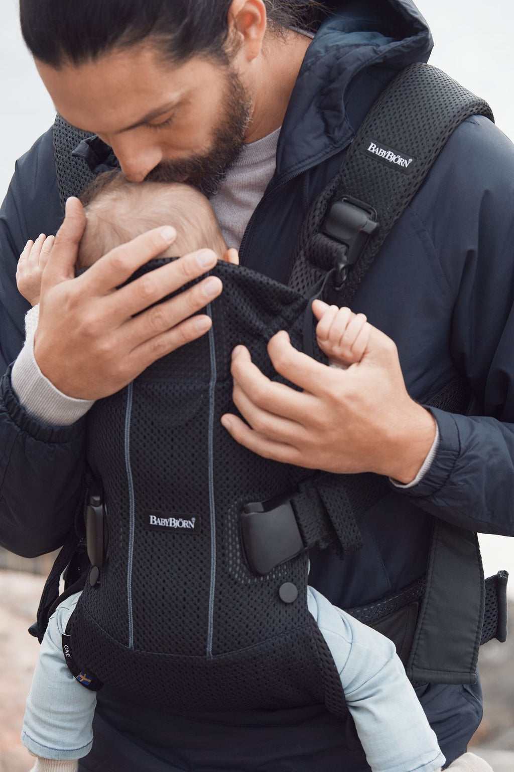 BABYBJÖRN Baby Carrier One Air - Black - 3D Mesh
